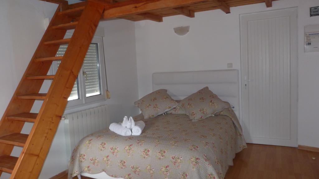 In Tavignanu Hotel Sortipiani Bilik gambar