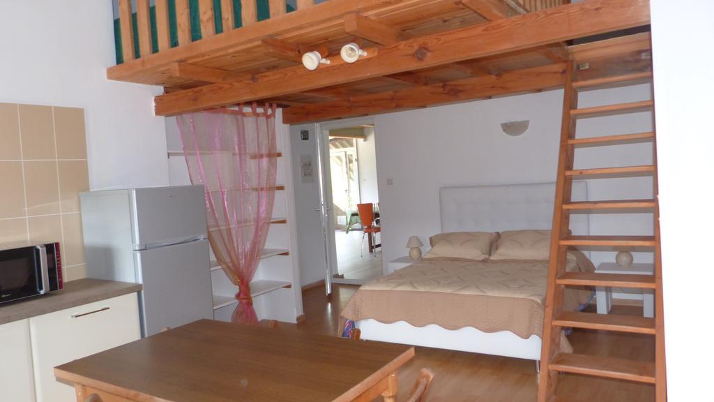 In Tavignanu Hotel Sortipiani Bilik gambar